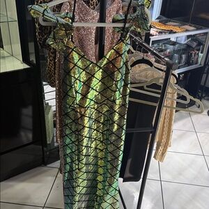 Soieblu Iridescent Green and Black Backless Dress